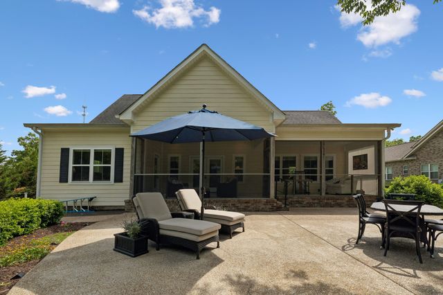 1331 Camp Ravine Rd, Burns, TN 37029