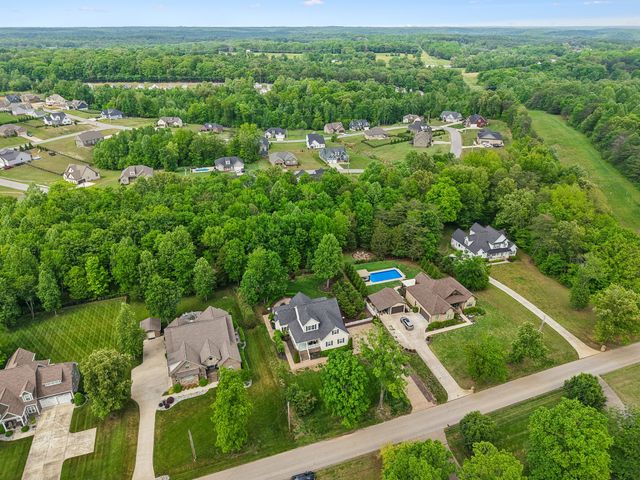 1331 Camp Ravine Rd, Burns, TN 37029