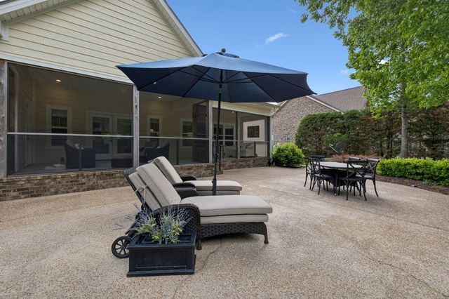 1331 Camp Ravine Rd, Burns, TN 37029