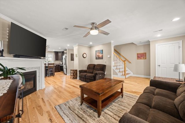8 Bernards Way 8, Lakeville, MA 02347