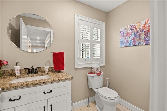 8 Bernards Way 8, Lakeville, MA 02347