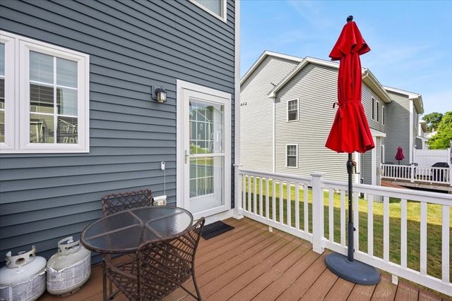8 Bernards Way 8, Lakeville, MA 02347