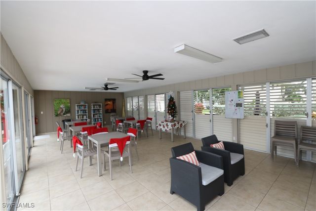 235 Seaview CT B5, Marco Island, FL 34145