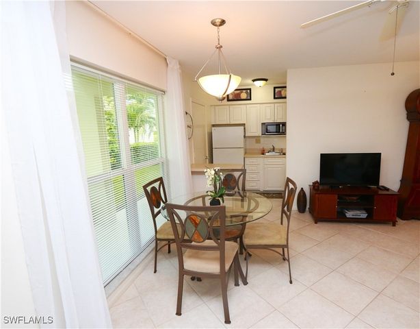 235 Seaview CT B5, Marco Island, FL 34145