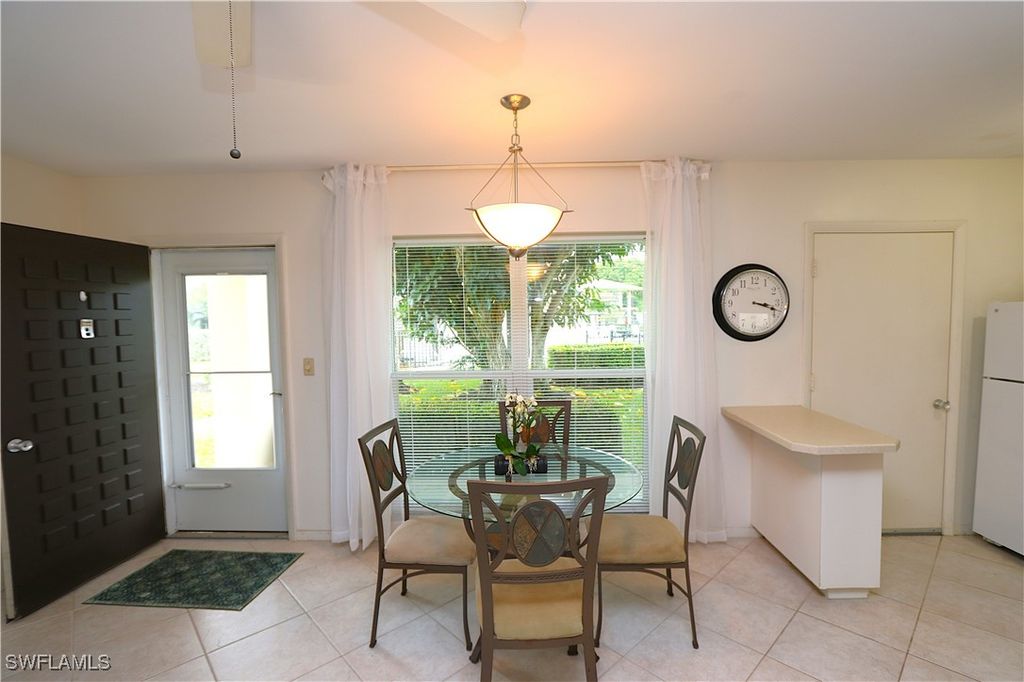 235 Seaview CT B5, Marco Island, FL 34145