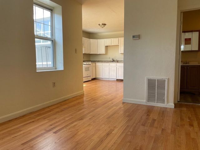 714 Shawmut Avenue 3, Boston, MA 02119