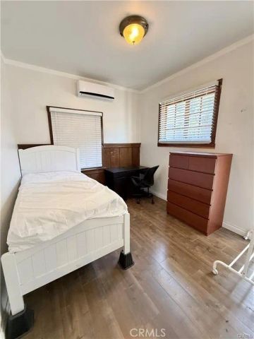 1188 W 28th, Los Angeles, CA 90007
