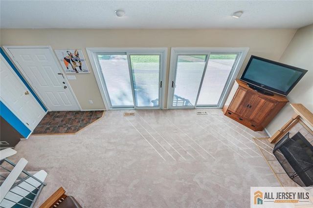 39 Sherborne Street, Franklin, NJ 08873