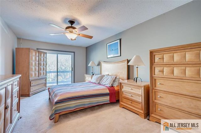 39 Sherborne Street, Franklin, NJ 08873