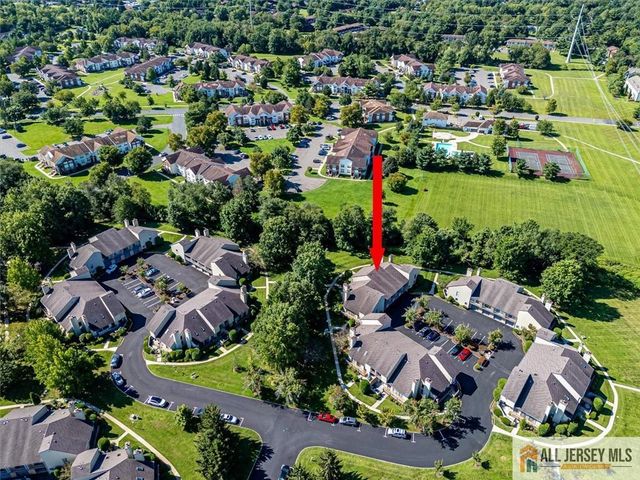 39 Sherborne Street, Franklin, NJ 08873