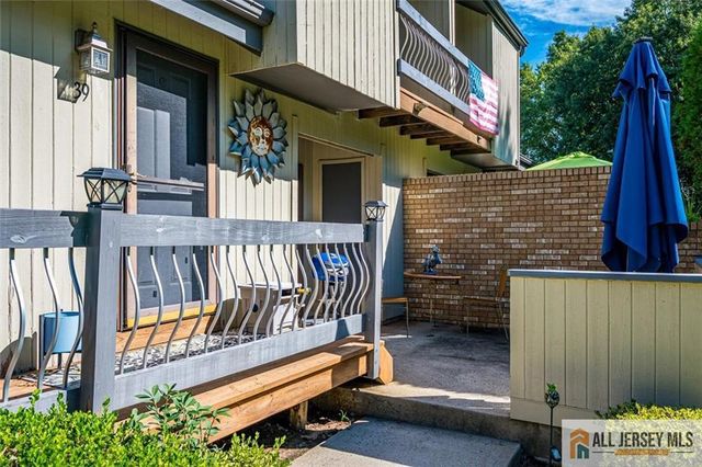39 Sherborne Street, Franklin, NJ 08873