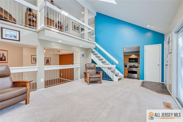 39 Sherborne Street, Franklin, NJ 08873