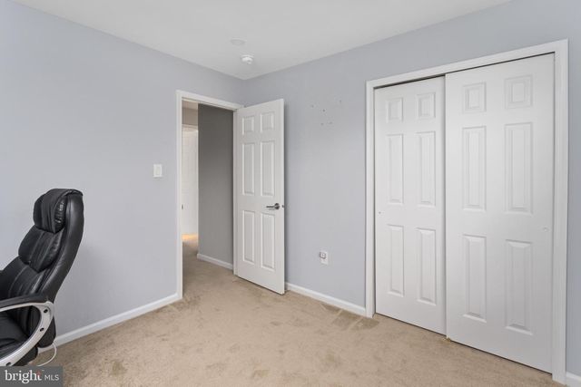 213 BIRCH HOLLOW DR, Bordentown, NJ 08505