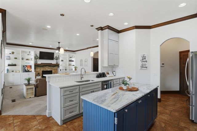 4516 Boulder Bridge Way, Edmond, OK 73034