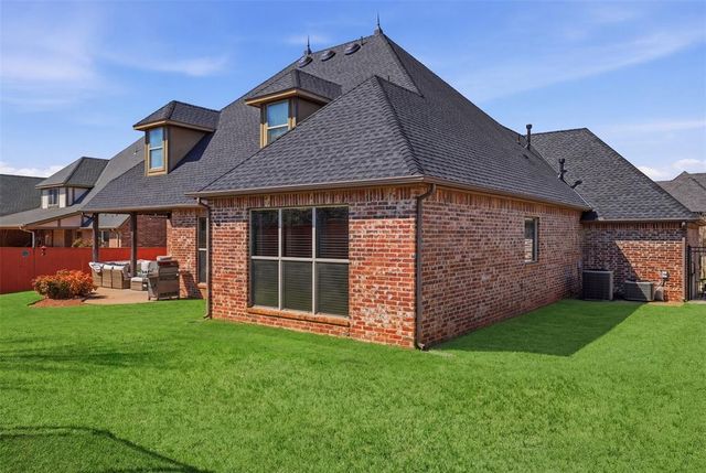 4516 Boulder Bridge Way, Edmond, OK 73034