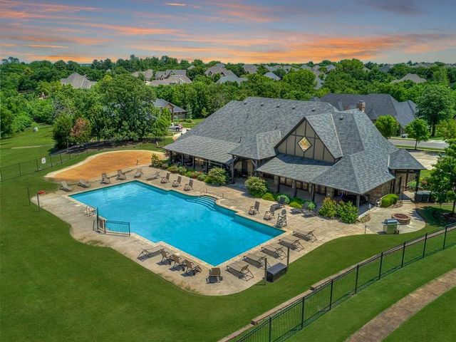 4516 Boulder Bridge Way, Edmond, OK 73034