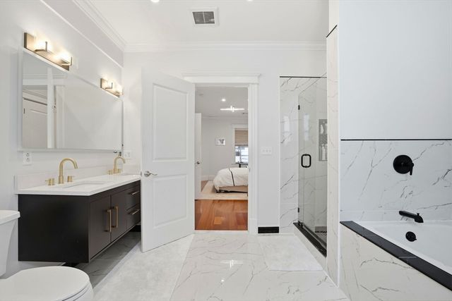 17 Gates 1, Boston, MA 02127