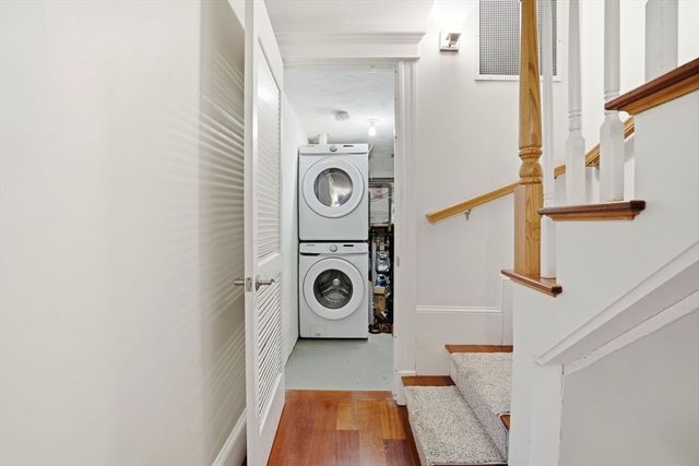 17 Gates 1, Boston, MA 02127