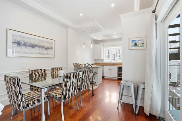 17 Gates 1, Boston, MA 02127