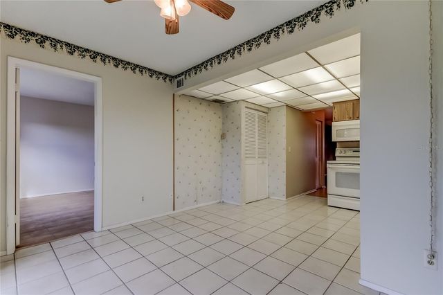 4910 BAY STREET NE 309, St Petersburg, FL 33703