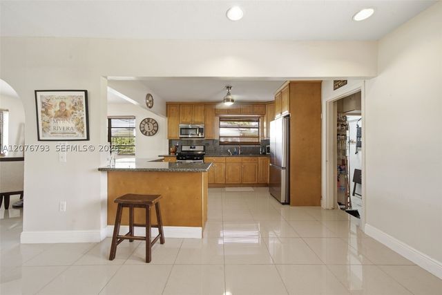 9500 Cutler Ridge Dr, Cutler Bay, FL 33157