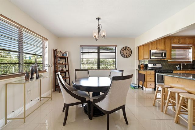 9500 Cutler Ridge Dr, Cutler Bay, FL 33157
