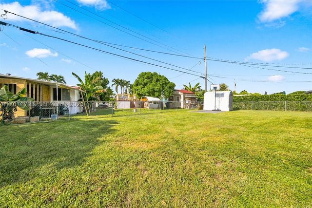9500 Cutler Ridge Dr, Cutler Bay, FL 33157