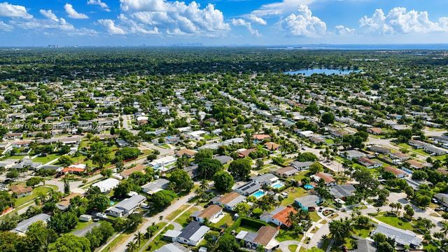 9500 Cutler Ridge Dr, Cutler Bay, FL 33157