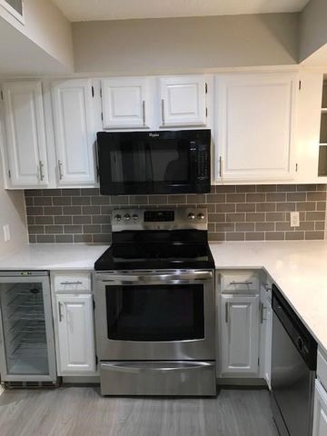 18240 Midway Road 303, Dallas, TX 75287