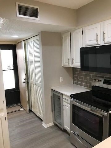 18240 Midway Road 303, Dallas, TX 75287