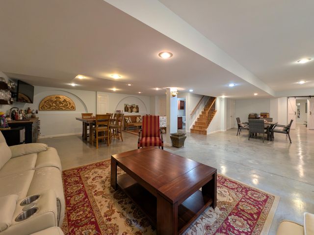 1049 Swale Court, Union, KY 41091
