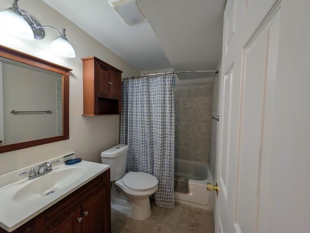1049 Swale Court, Union, KY 41091