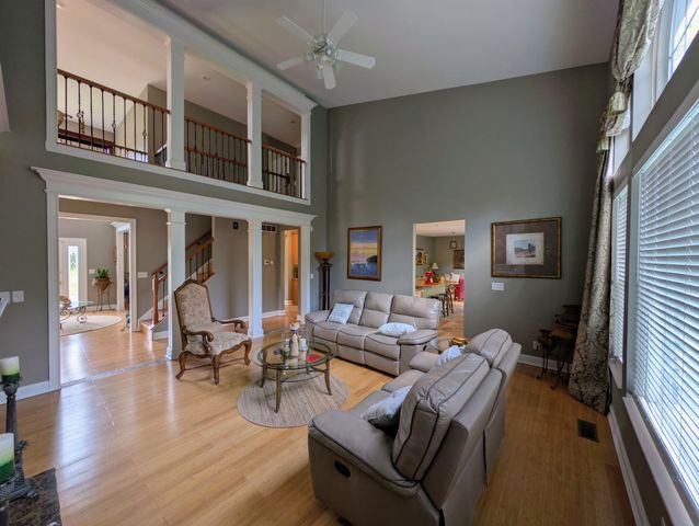 1049 Swale Court, Union, KY 41091