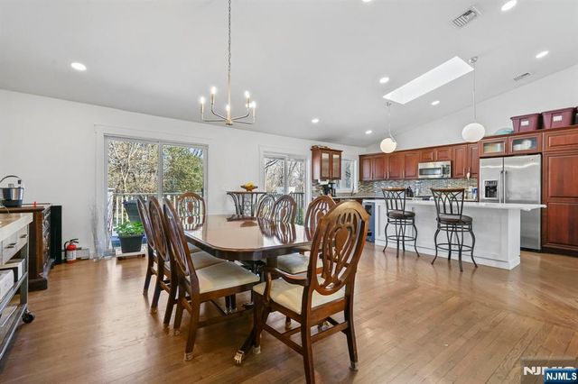 15 Wanda Court, Clifton, NJ 07014