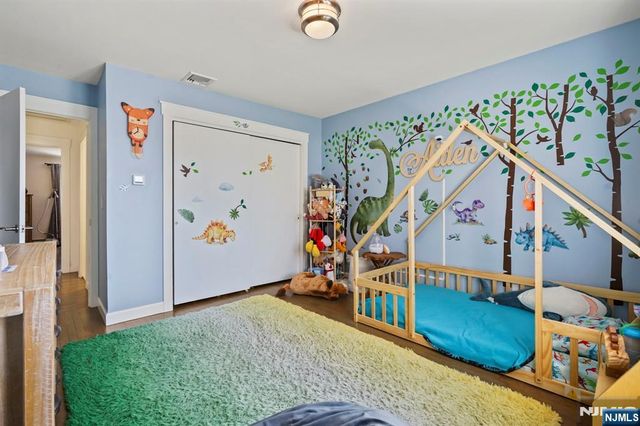 15 Wanda Court, Clifton, NJ 07014