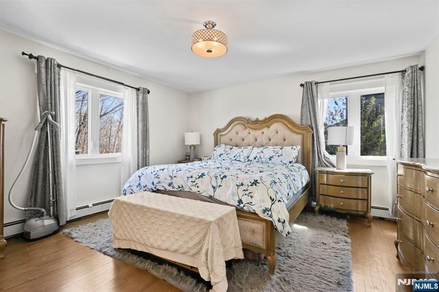 15 Wanda Court, Clifton, NJ 07014