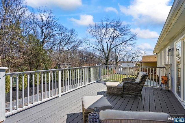15 Wanda Court, Clifton, NJ 07014