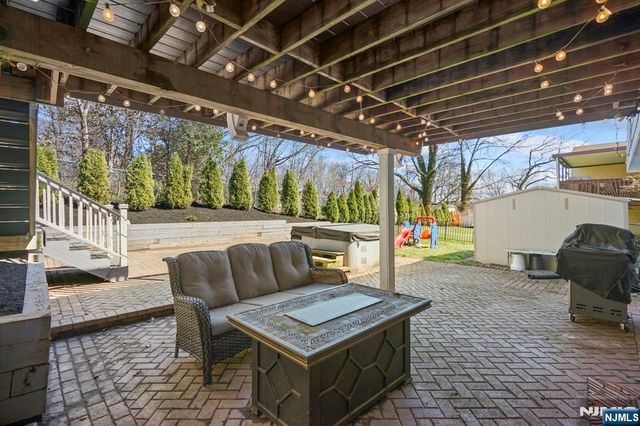 15 Wanda Court, Clifton, NJ 07014