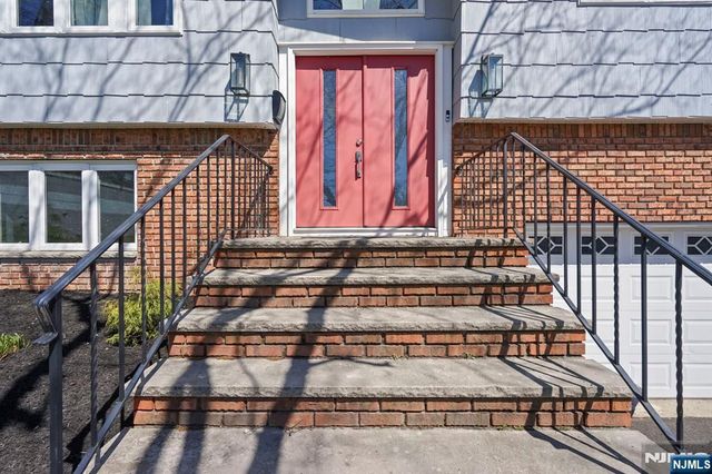 15 Wanda Court, Clifton, NJ 07014