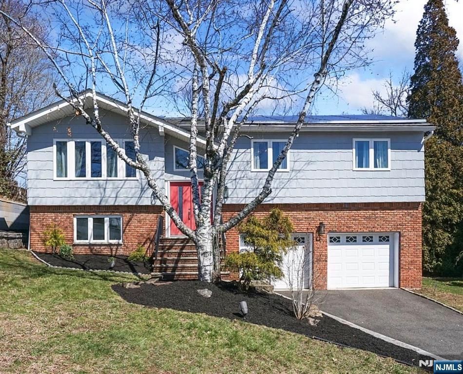 15 Wanda Court, Clifton, NJ 07014