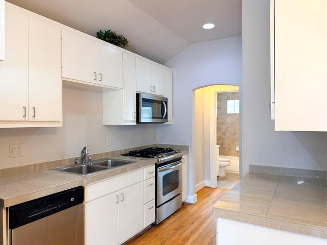 5941 South Loop E 503, Houston, TX 77033