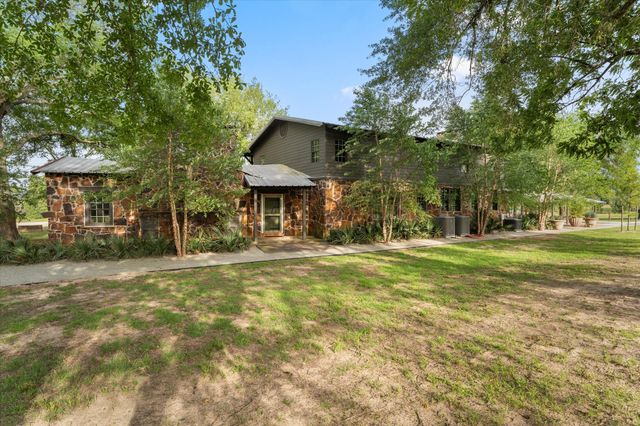 6114 HWY 37 Highway, Mount Vernon, TX 75494