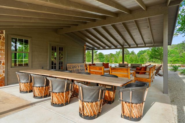 6114 HWY 37 Highway, Mount Vernon, TX 75494