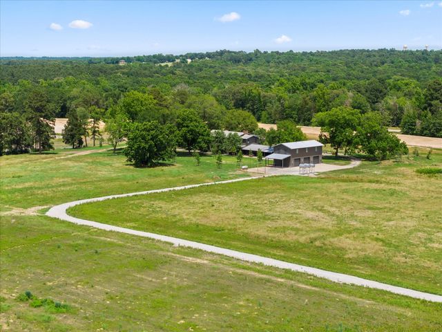 6114 HWY 37 Highway, Mount Vernon, TX 75494