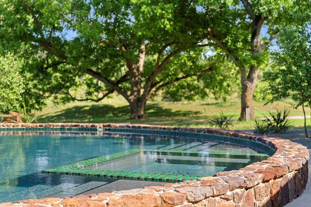 6114 HWY 37 Highway, Mount Vernon, TX 75494