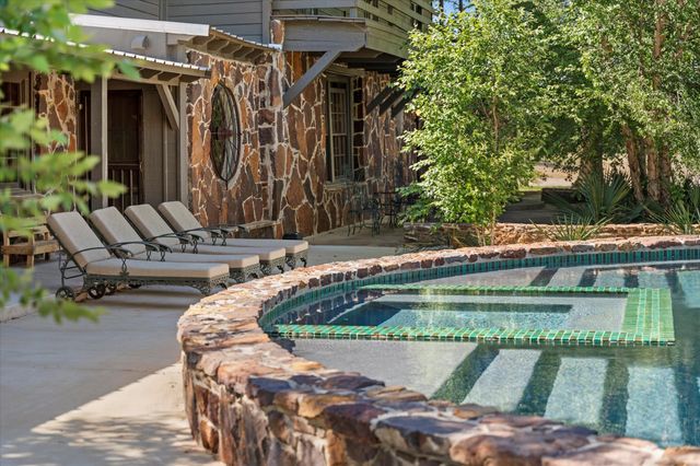 6114 HWY 37 Highway, Mount Vernon, TX 75494