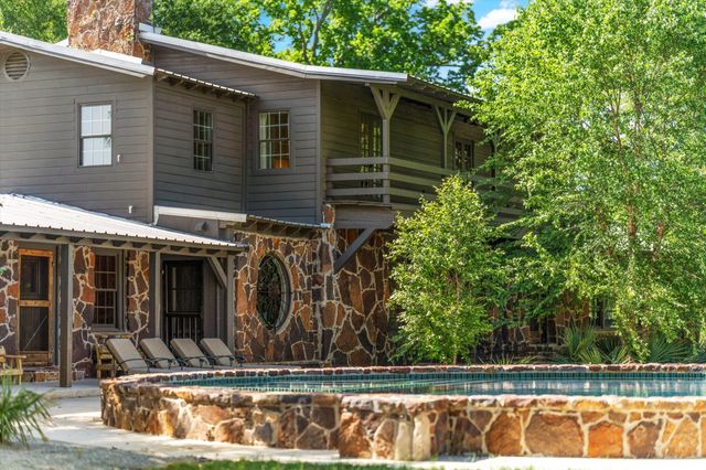 6114 HWY 37 Highway, Mount Vernon, TX 75494