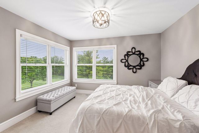 18482 Bearpath Trail, Eden Prairie, MN 55347