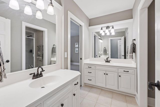 18482 Bearpath Trail, Eden Prairie, MN 55347
