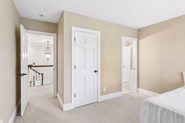 18482 Bearpath Trail, Eden Prairie, MN 55347